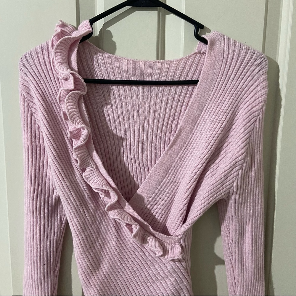 SHEIN Light Pink Ribbed V-Neck Sweater